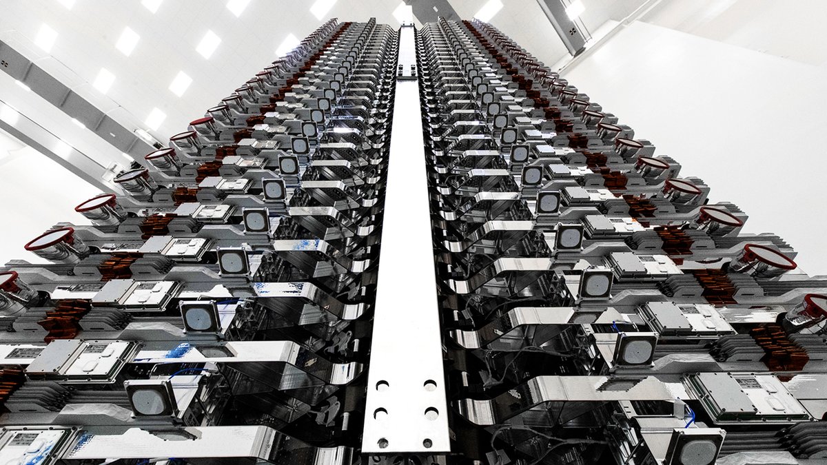 SpaceX запустила 60 спутников Starlink